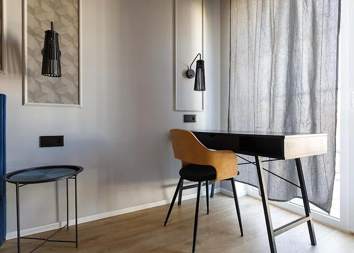 Close-urban Chic - Cozy And Modern Apartment- Jana Pawla *