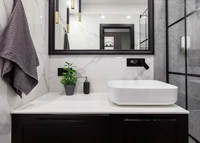 شقة Close-urban Chic - Cozy And Modern Apartment- Jana Pawla فروتسواف